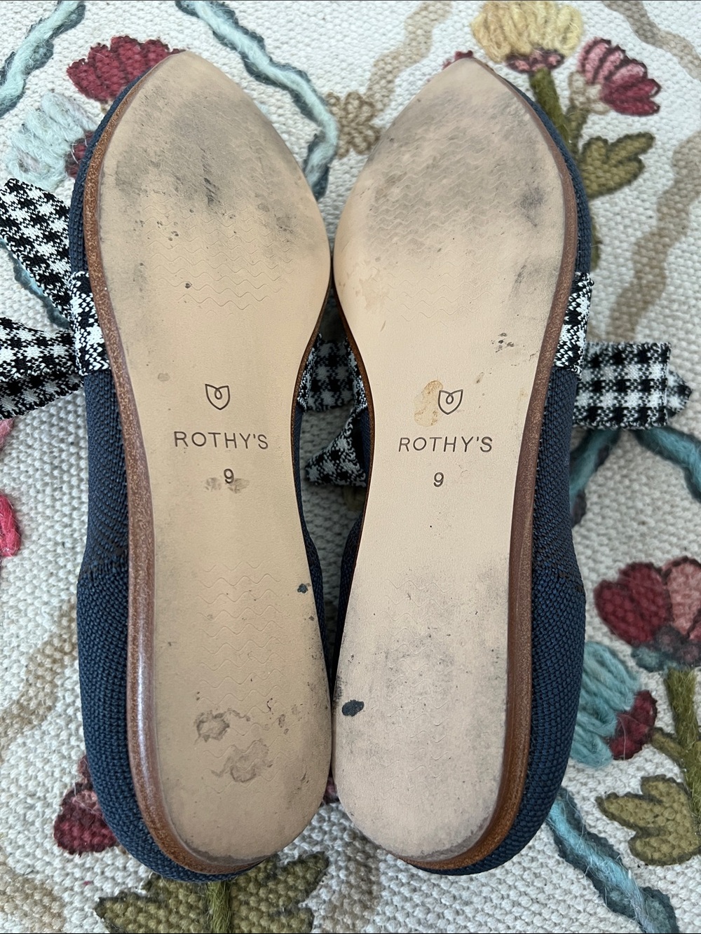 Rothy’s The Point Navy Knit Flats with Houndstooth Bow | Size 9 - Picture 5 of 8